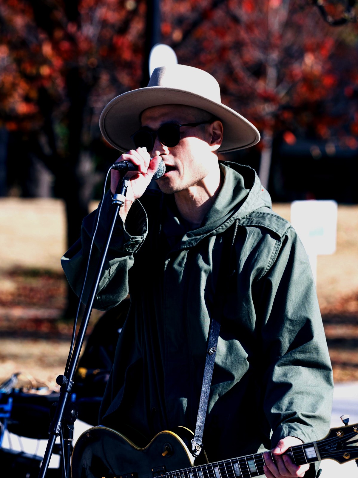 Rinrin - Guitar / Leader